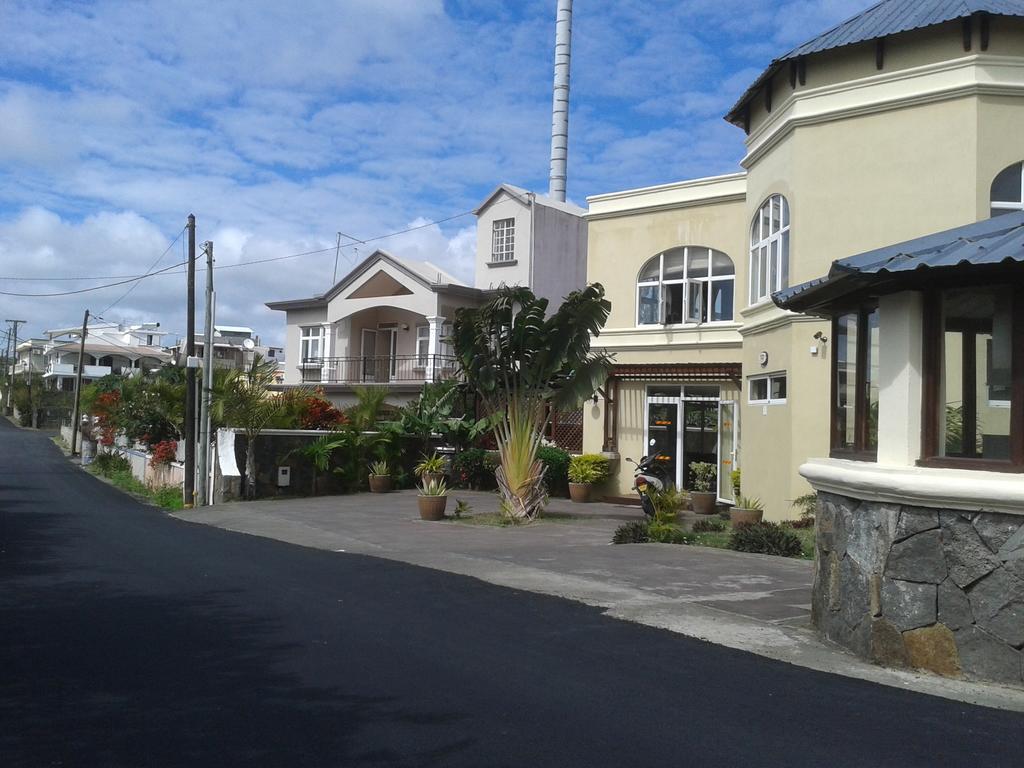 Villa Narmada Grand Baie Exteriör bild