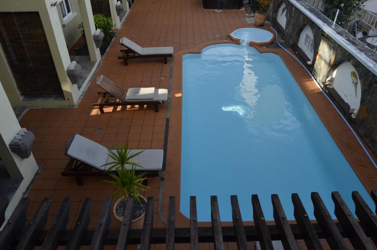 Villa Narmada Grand Baie Exteriör bild